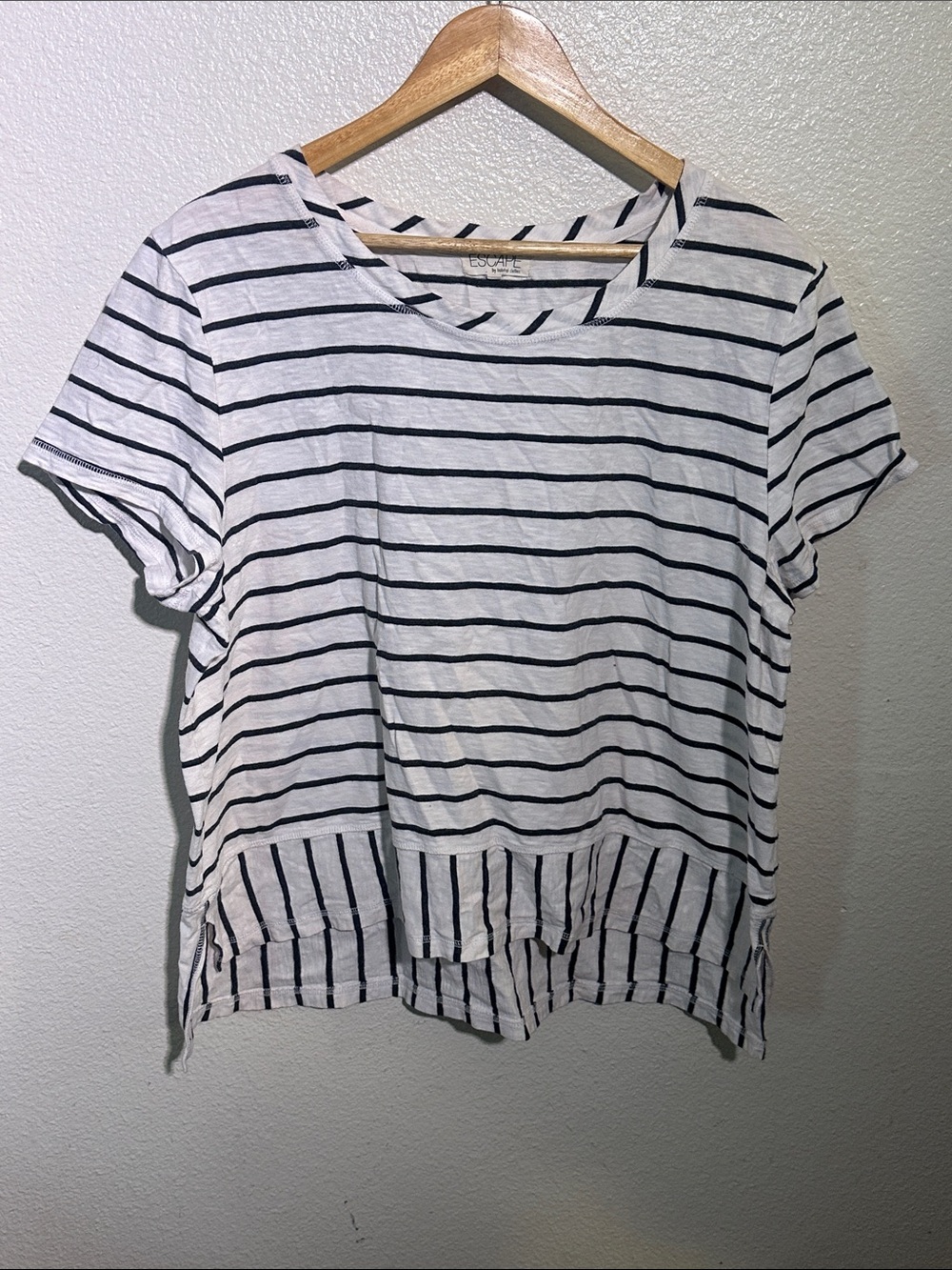 Striped Short Sleeve Tee in White and Navy by Escapade